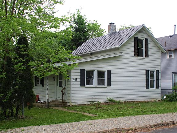 2nd image of 903 Park Ave