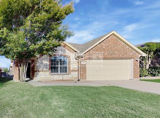 7232 Welshman Dr, Fort Worth, TX 76137
