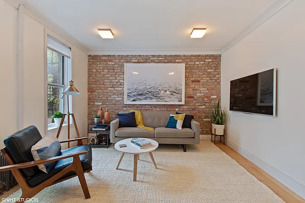 Rented by Brown Harris Stevens | media 19