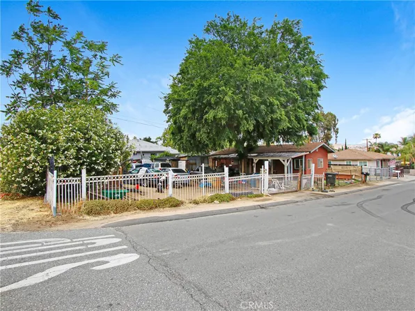 32995 Oleander Dr, Lake Elsinore, CA 92530