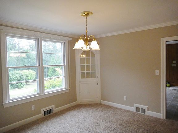 5th image of 1540 Highland Park Dr SW