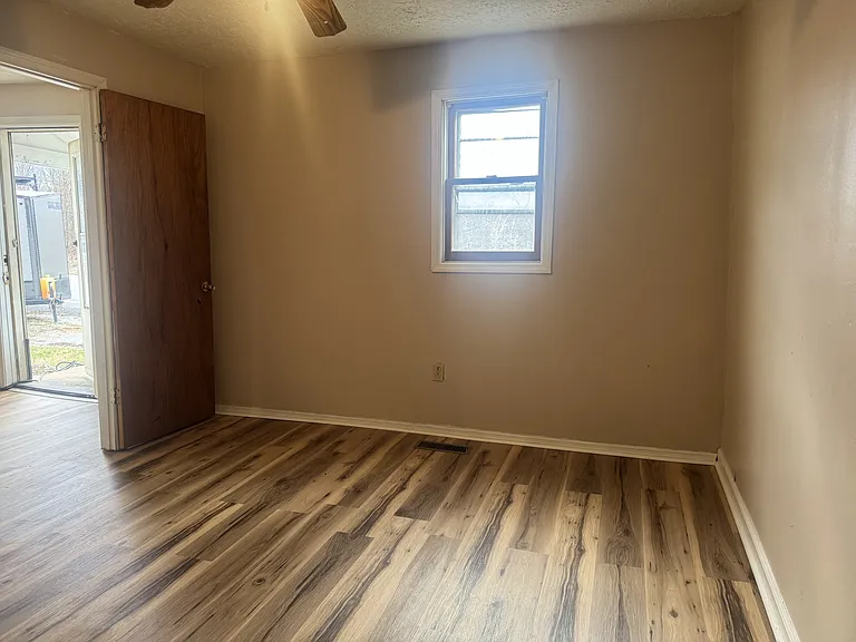 1604 Alton Rd — Photo 10