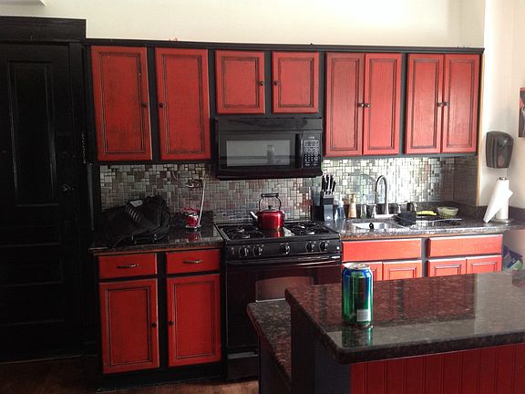 4th image of 3220 W Wellington Ave