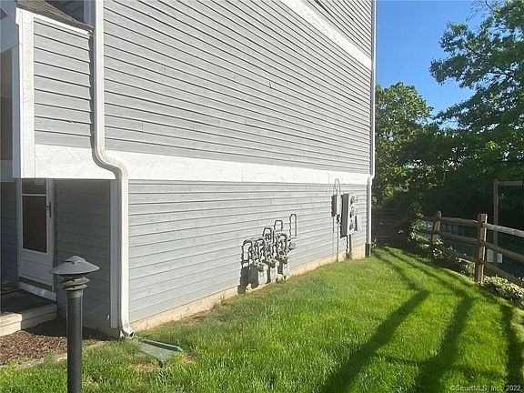 4th image of 309 Terrace Ave APT 42