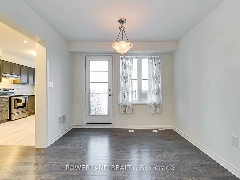 77 McAlister Ave — Photo 6