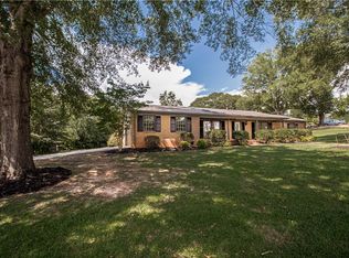 303 Robinall Dr, Easley, SC 29642