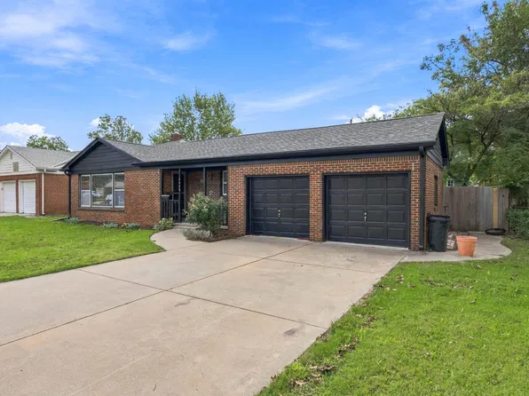 5929 E Bayley St, Wichita, KS 67218