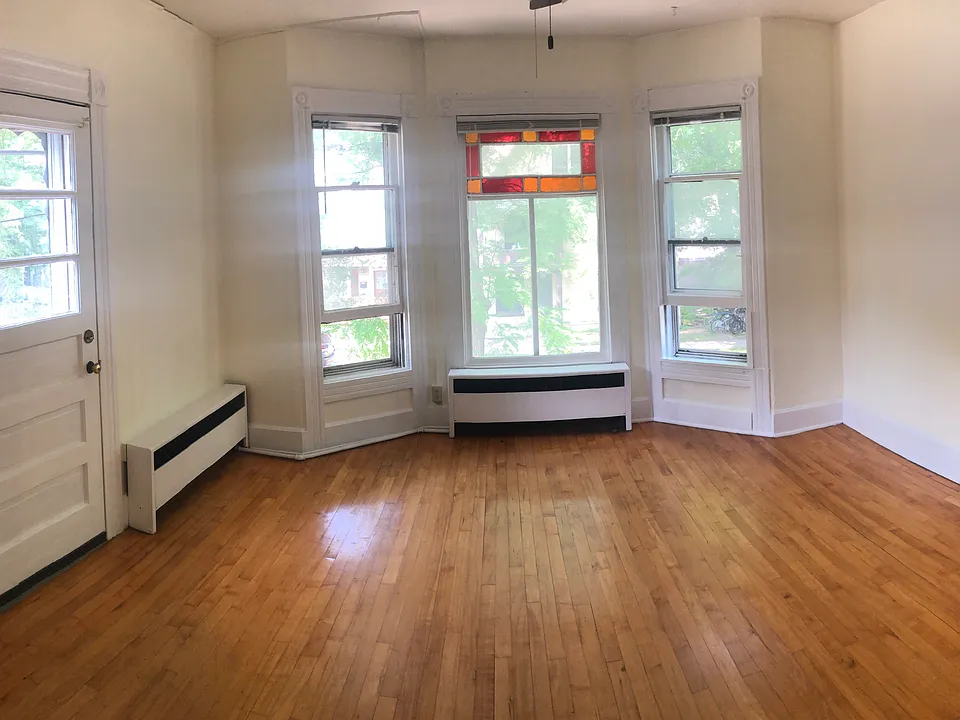 310 N Livingston St #3
