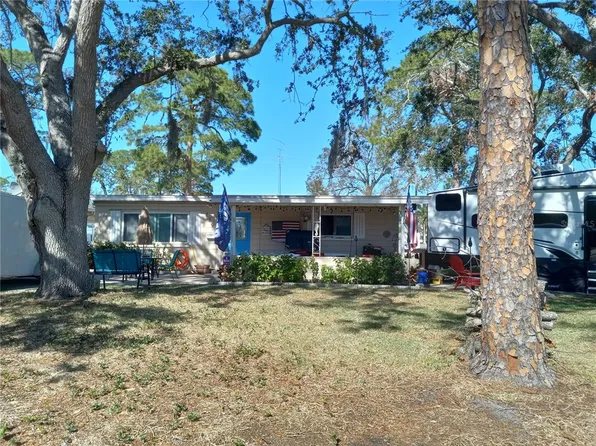 139 89th Ave NE, Saint Petersburg, FL 33702