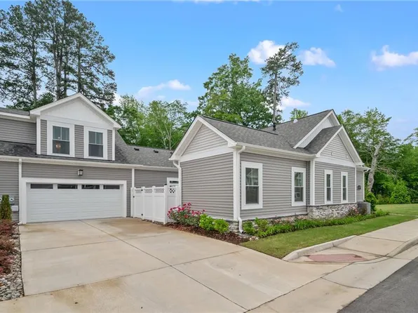 1200 Acadian Dr #A, Suffolk, VA 23434