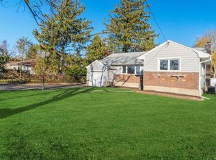 1039 Little Neck Ave, Bellmore, NY 11710