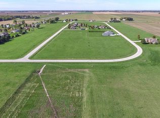 2457 N 4220th Rd, Sheridan, IL 60551