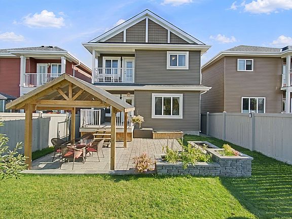 2nd image of 3895 Robins Cres NW
