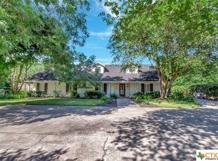 407 Tampa Dr, Victoria, TX 77904