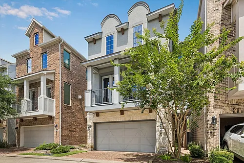 1704 Oak Leaf Pass Dr Photo 1