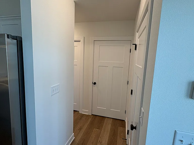 220 NW Waverly Dr #1 — Photo 18