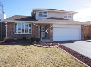 11349 S Lamon Ave, Alsip, IL 60803