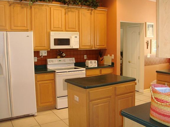 3rd image of 3819 Brantley Place Cir