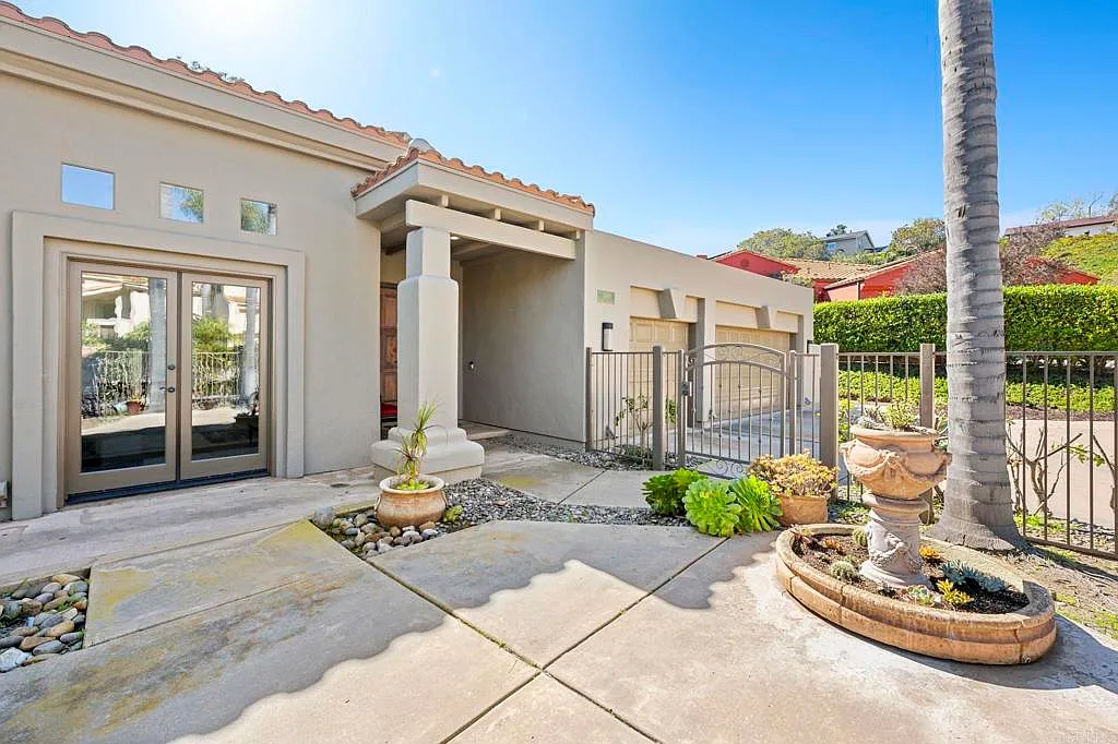 4 bed, 2831 sqft, $11,000 — Photo 4
