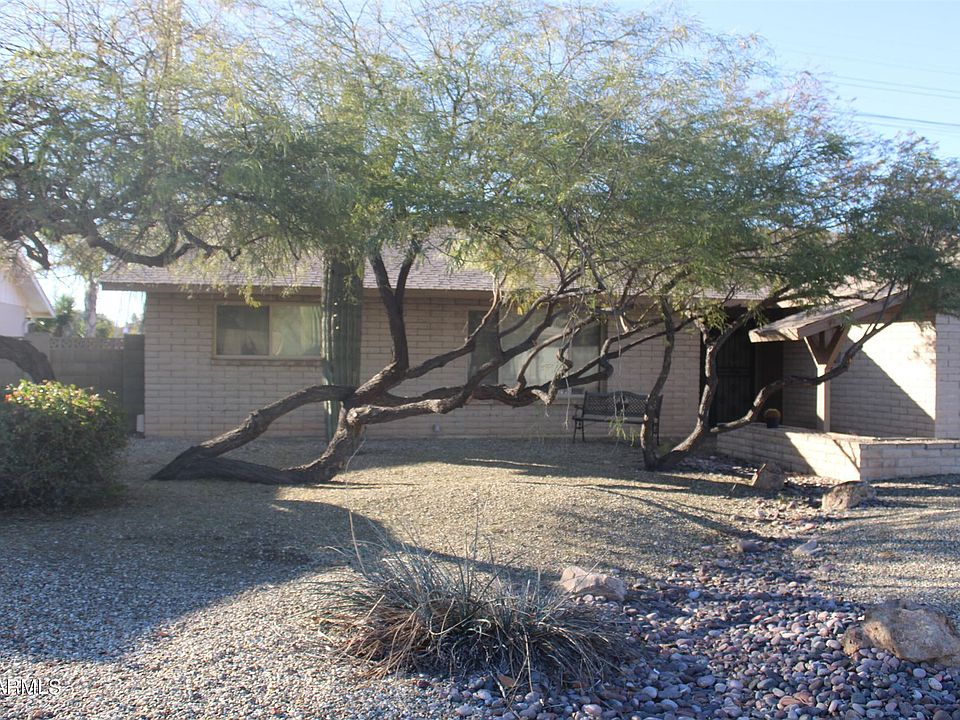 1st image of 1137 E Diamond Dr