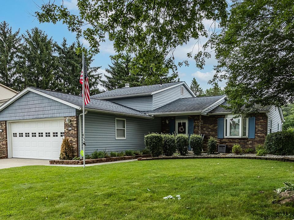 1st image of 482 Hunt Valley Dr