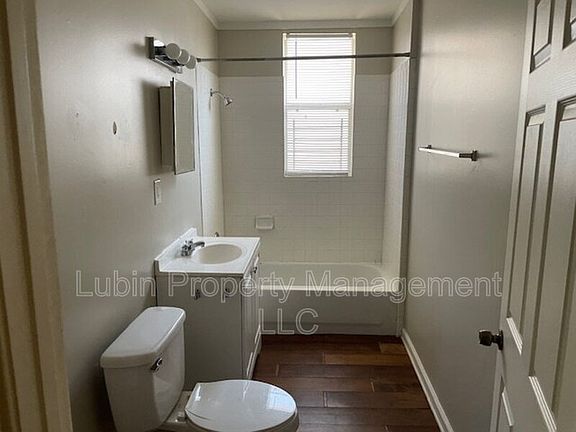 4th image of 1246 Snowden Ave E