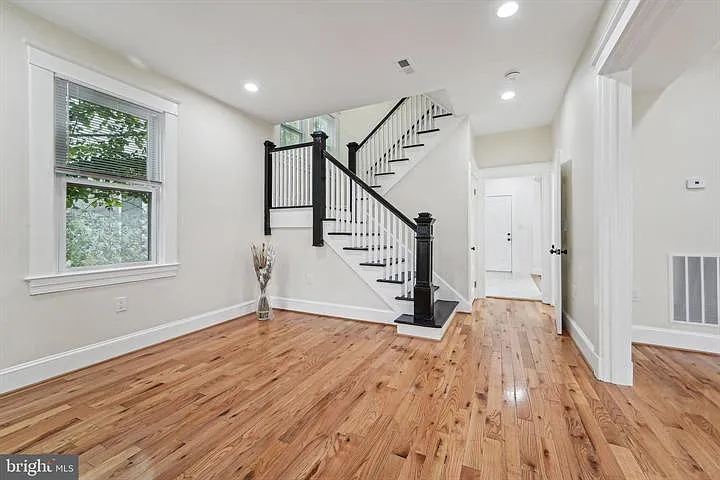 3911 Chatham Rd — Photo 7