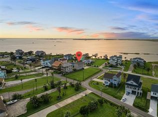 9605 Teichman Rd, Galveston, TX 77554