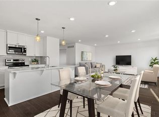 2118 SW Rutherford Dr, Lees Summit, MO 64082