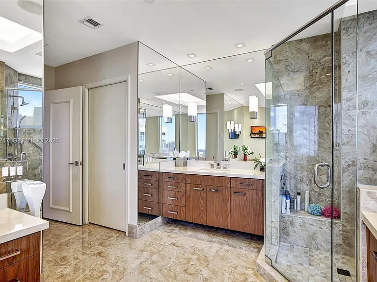 21200 Point Pl #Penthouse 2804 — Photo 44