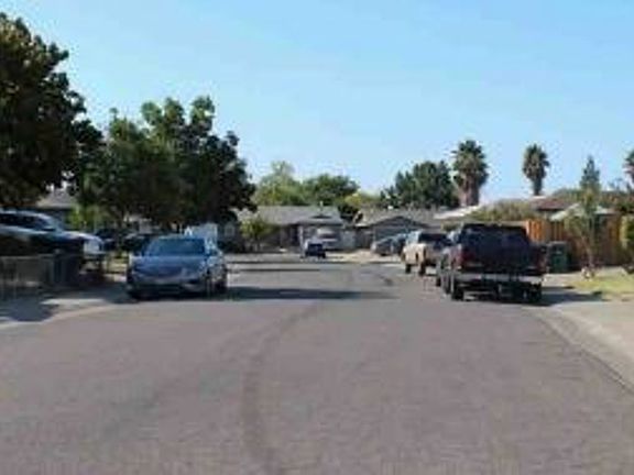 4th image of 4319 Bishop Way