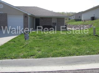20956 Homer St #B, Saint Robert, MO 65584