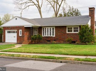 2460 Garfield Ave, West Lawn, PA 19609