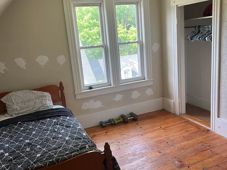 129 Walnut St #3 — Photo 2