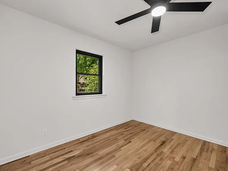 1414 S West Ave — Photo 26