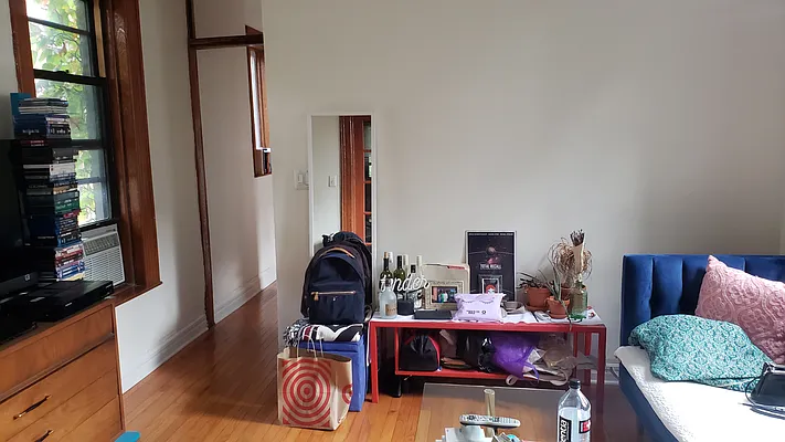 Rented by RBM Brokerage | media 22