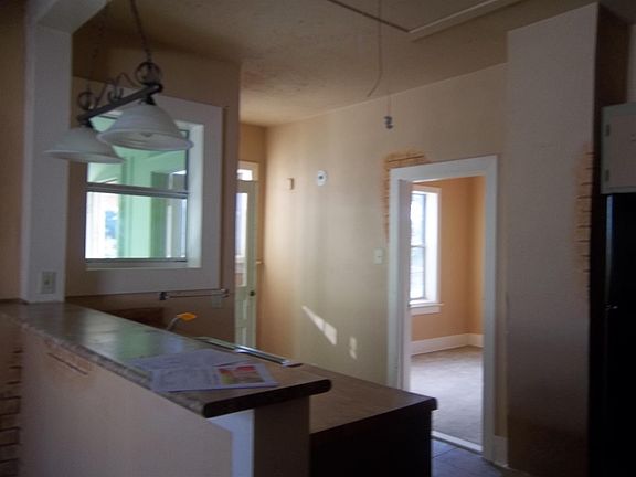 5th image of 729 Gracey Ave