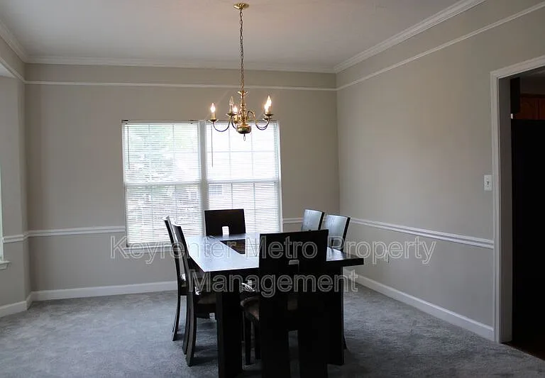 1614 Albert Dr — Photo 21