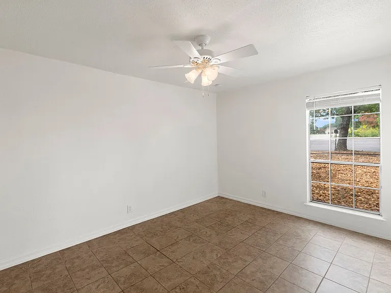 4602 Oak Climb — Photo 16