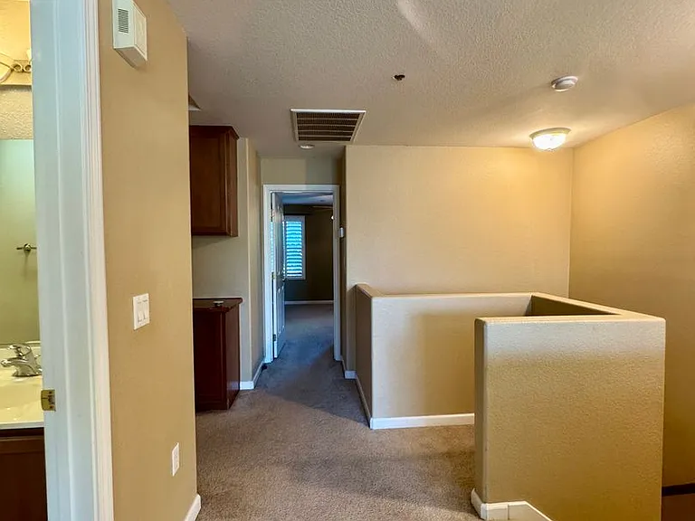 304 Esplanade Cir — Photo 27