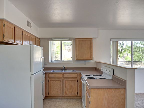 5th image of 459 S Marina St APT B