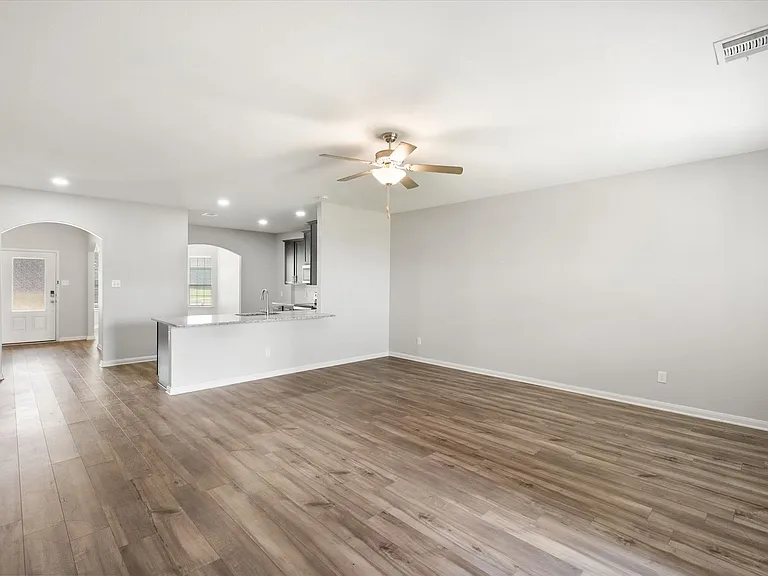 4004 Millau Ln — Photo 14