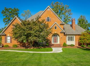 25 Ridgerock Dr, Signal Mountain, TN 37377