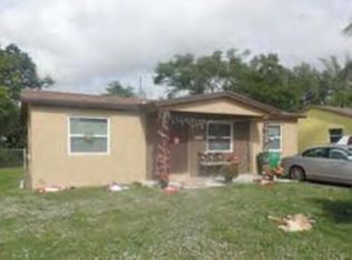 1524 W 9th St, Riviera Beach, FL 33404