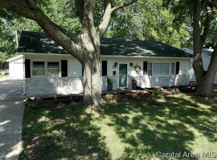 77 Adloff Ln, Springfield, IL 62703