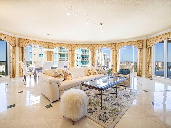 5th image of 100 Beach Dr NE Unit 1801