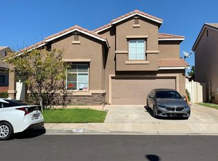 1057 Sunbeam Ln, Corona, CA 92881