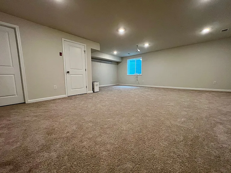 38 Fonthill Ct — Photo 25