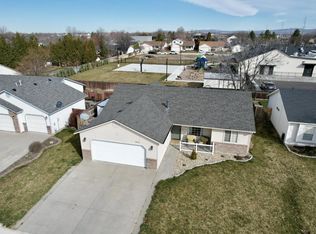 9068 W Mediterranean Dr, Boise, ID 83709