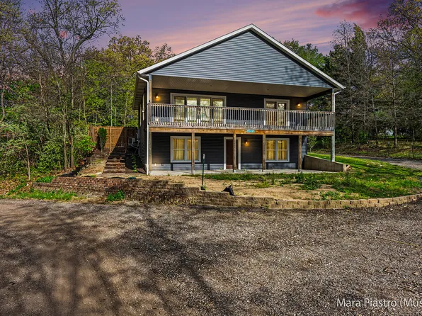 7873 Marsh Rd, Plainwell, MI 49080